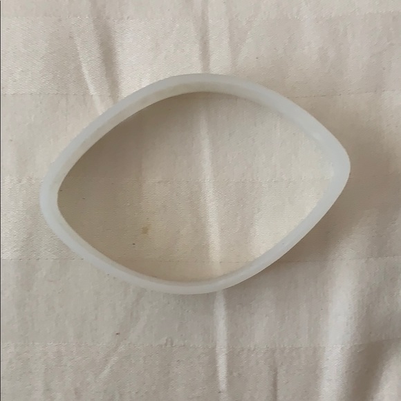 Silicone bracelet - Picture 3 of 3